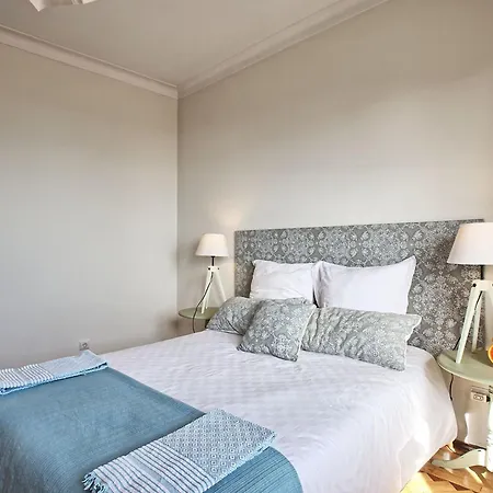 Fuer 29 Personen Und 1 Kind In Lissabon- Regiao De - Costa De Lisbo By Interhome Apartamento Lisboa
